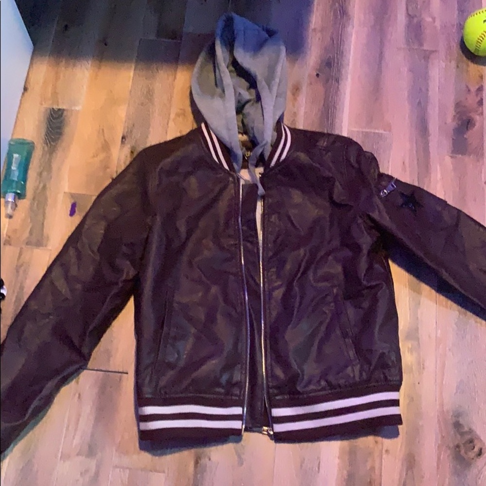 Hooded leather bomber jacket